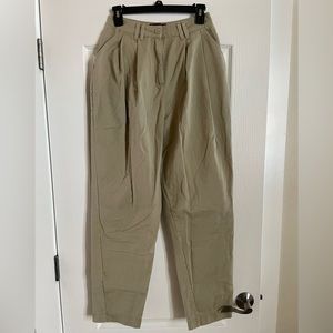 (Unworn) ASOS Womens Chino/Baggy Pants Size 4